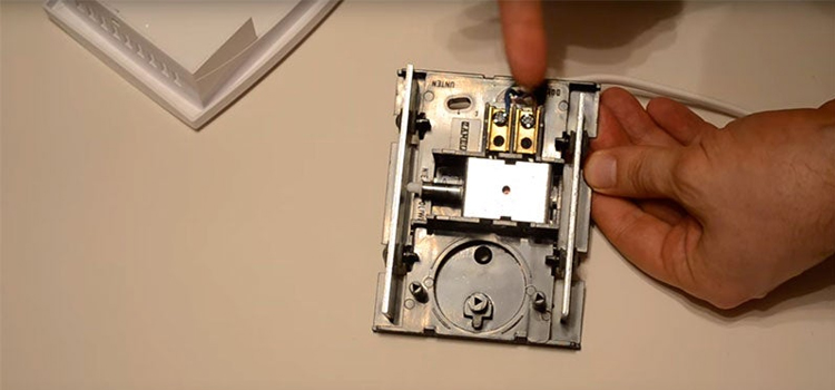 fix door bell in Kingsburg